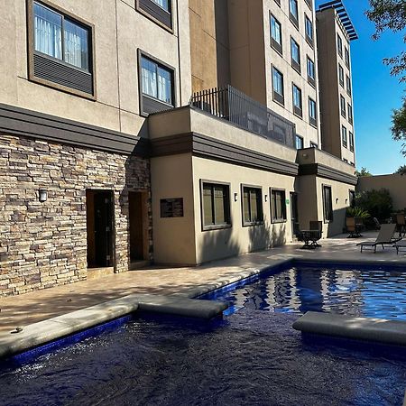 Best Western Premier Monterrey Aeropuerto Apodaca Exterior photo