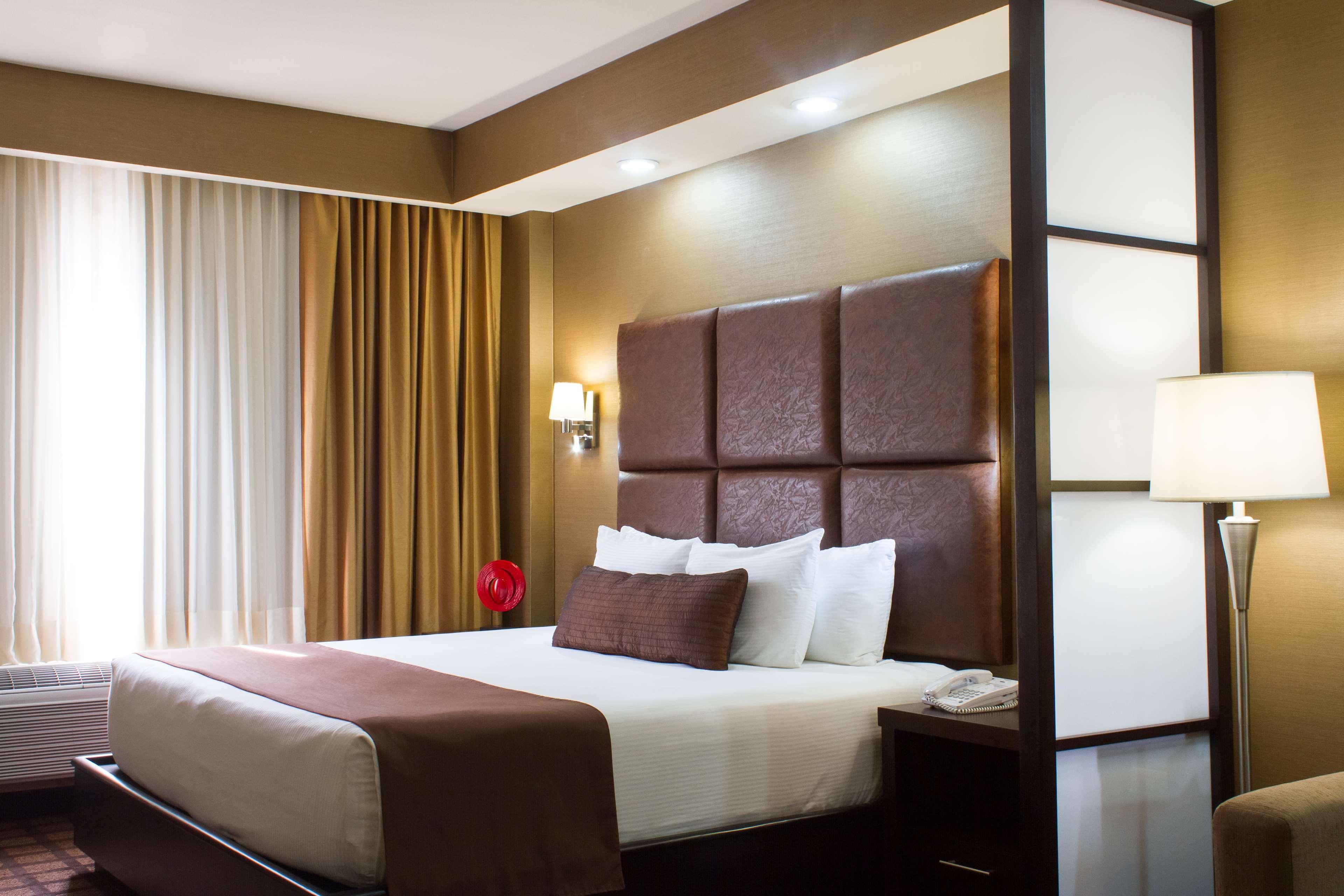 Best Western Premier Monterrey Aeropuerto Apodaca Exterior photo A typical hotel room