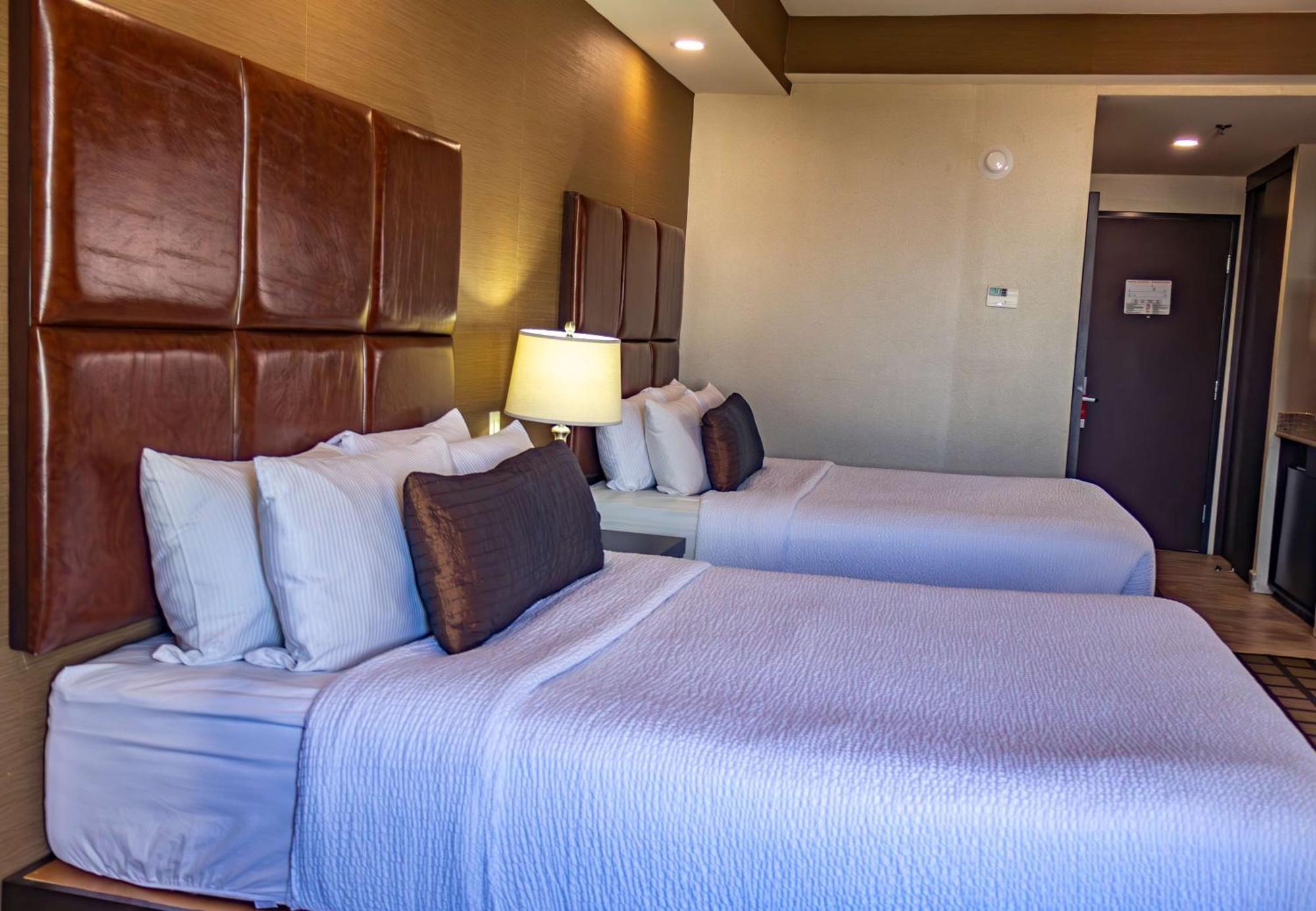Best Western Premier Monterrey Aeropuerto Apodaca Exterior photo A room at the hotel